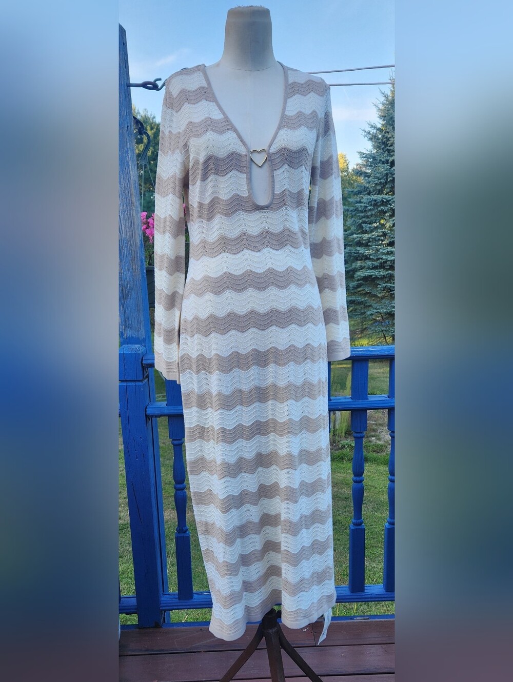 NWT Saodimallsu Beige/White Waved Pattern Crochet V-Neck L/S Maxi Dress Coverup
